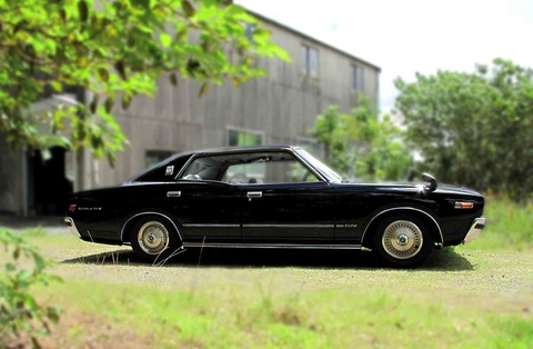 日産 グロリア330 4DrハードトップSGL?E｜車体情報